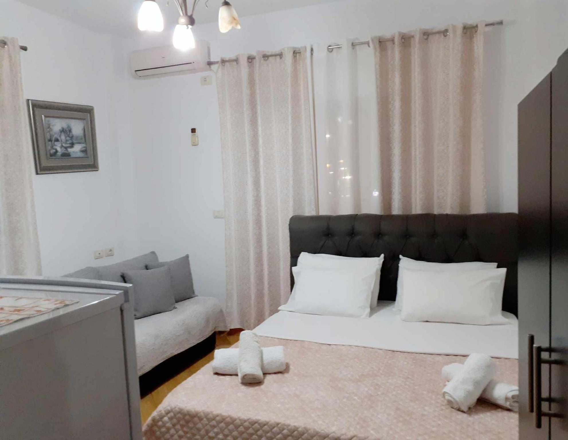 Shuka Ksamil Hotel